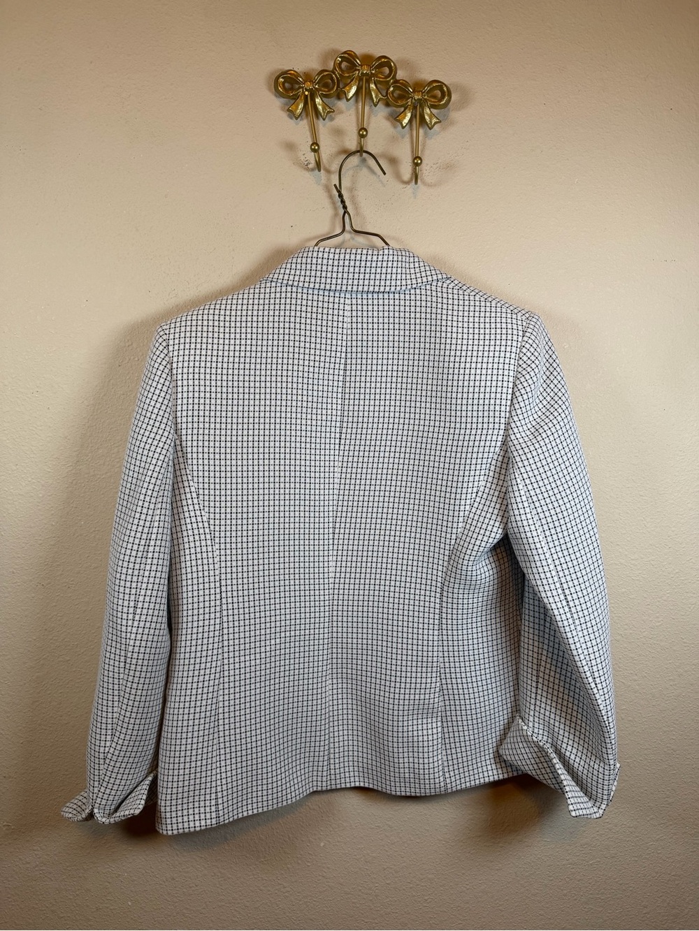 Sold - Picture 6 of 6